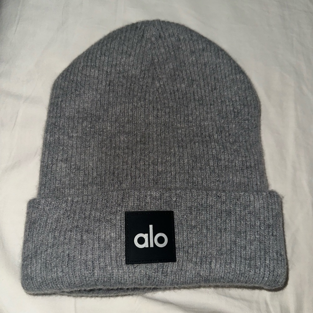 ALO | Everyday Beanie Heather Grey